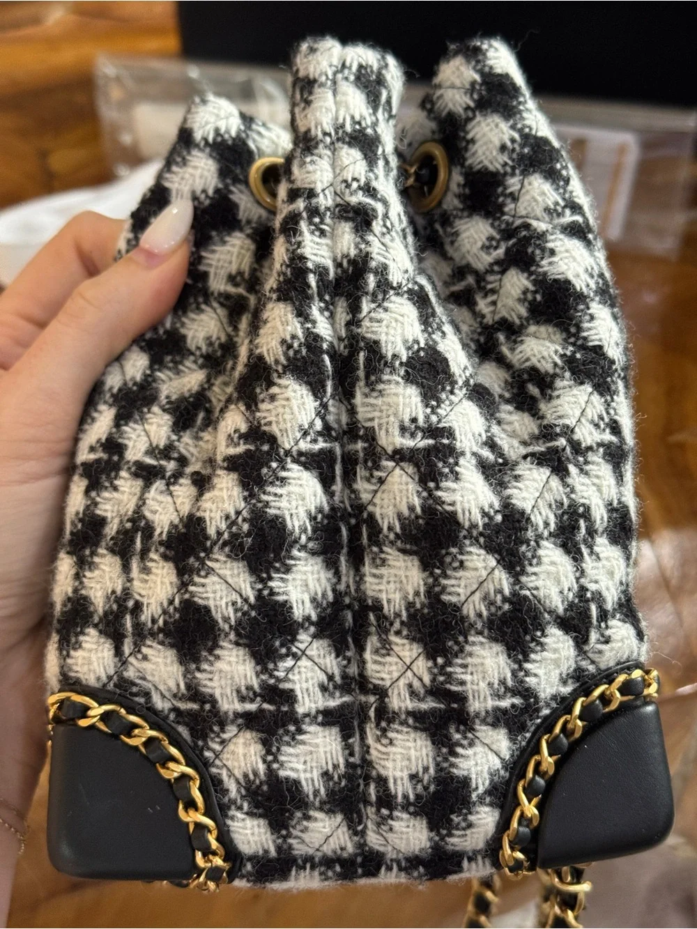 CHANEL Black & White Houndstooth Tweed Drawstring Bucket Bag 2022